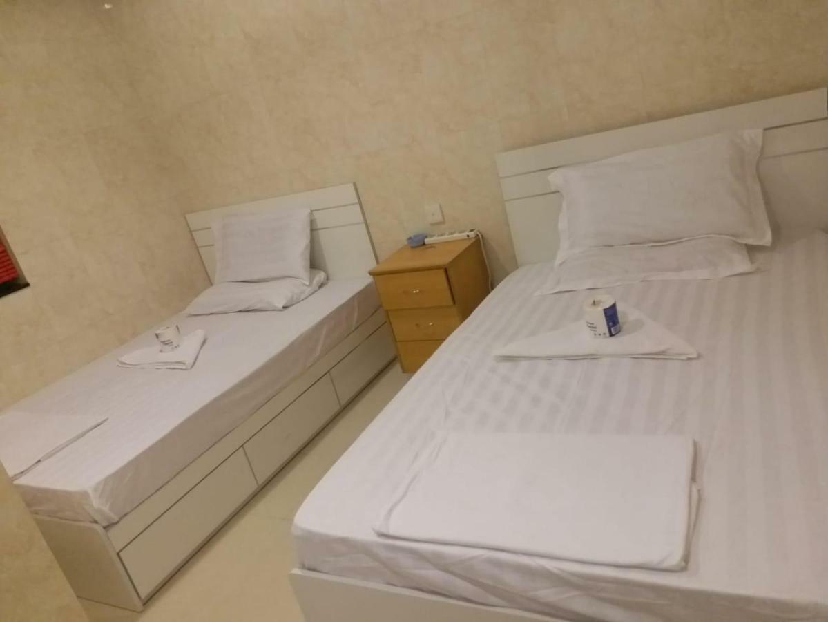 Capital Guest House كاولون المظهر الخارجي الصورة