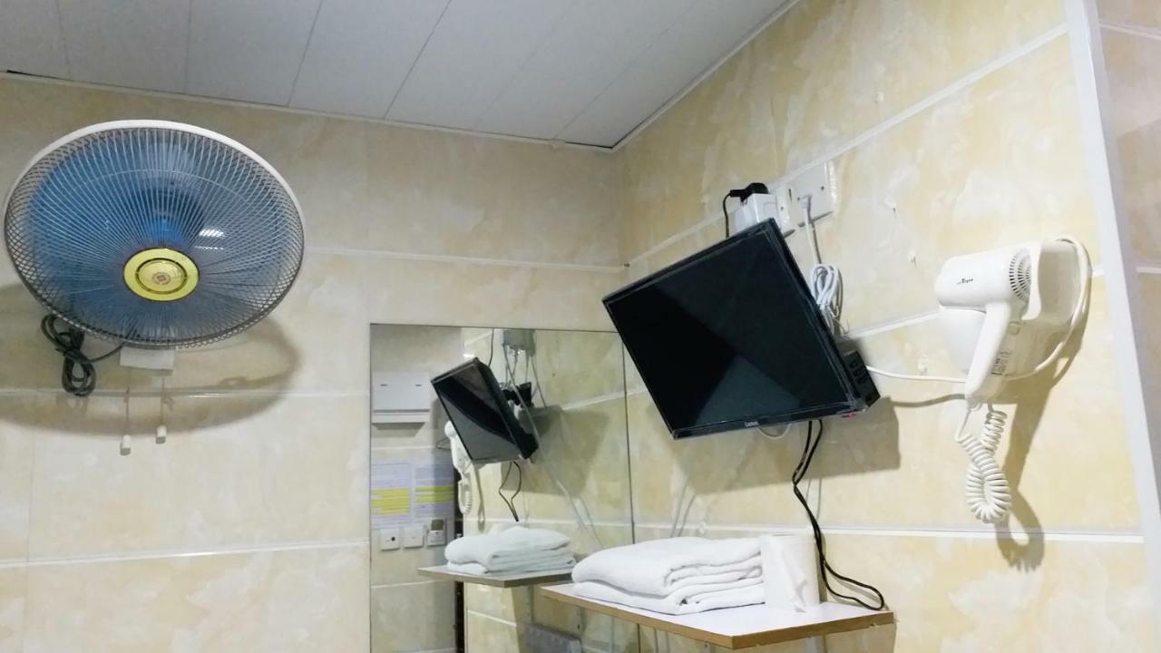 Capital Guest House كاولون المظهر الخارجي الصورة